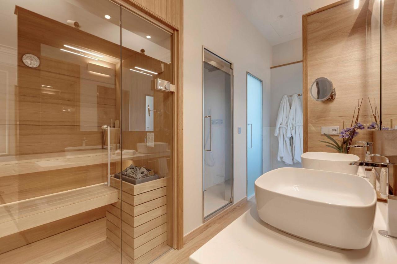 Hotel Boutique Mirlo 巴塞罗那 外观 照片 Bathroom