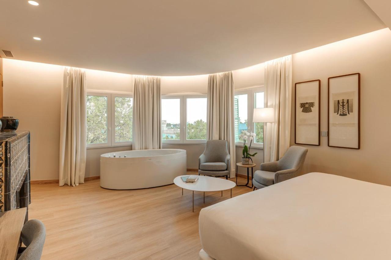 Hotel Boutique Mirlo 巴塞罗那 外观 照片 A room at the hotel